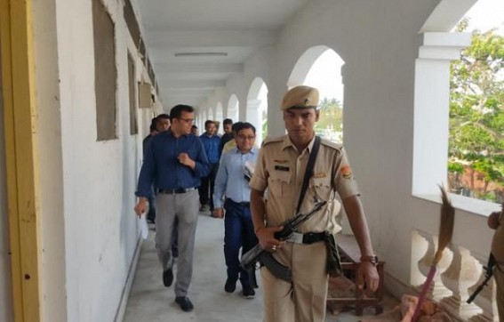 Lok Sabha Election 2024 : DM West visited Umakanta Academy for Strong Room Inspections Lok Sabha Election 2024 : DM West visited Umakanta Academy for Strong Room Inspections